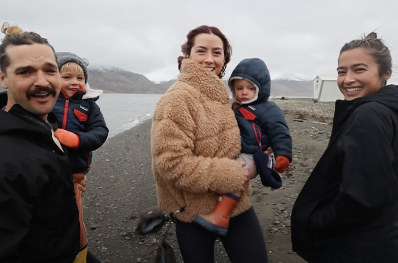 Sailing la vagabonde aboard the Noorderlicht Swan Expeditions